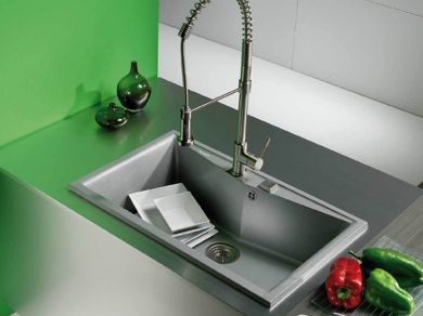 Fregadero kuma 302. Poalgi