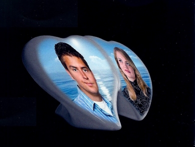 FOTO PORCELANA FORMA MODELO BI-CORAZÓN CON PIE TRASERO NOVEDAD