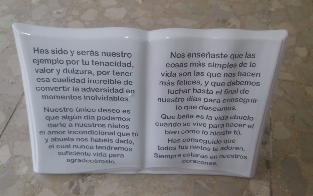 LIBRO PARA LAPIDA DE CERÁMICA MODELO MUSIGAL CON PIE TRASERO...