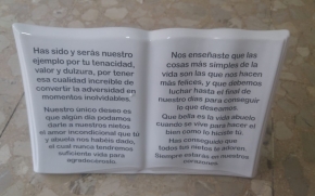 LIBRO PARA LAPIDA DE CERÁMICA MODELO MUSIGAL CON PIE TRASERO