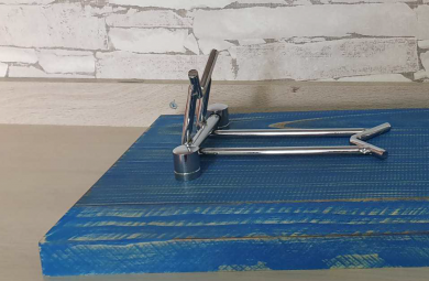  JAMONERO PLEGABLE BASE COLOR AZUL Y UVE DOS POSICIONES J,N 